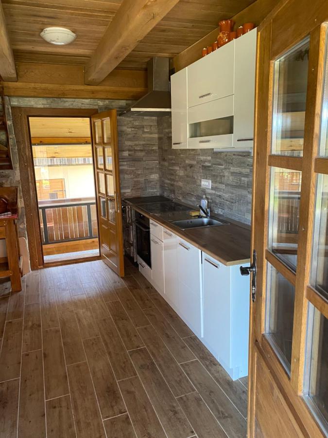 Villa Domacija Brdar à Adlesici Extérieur photo