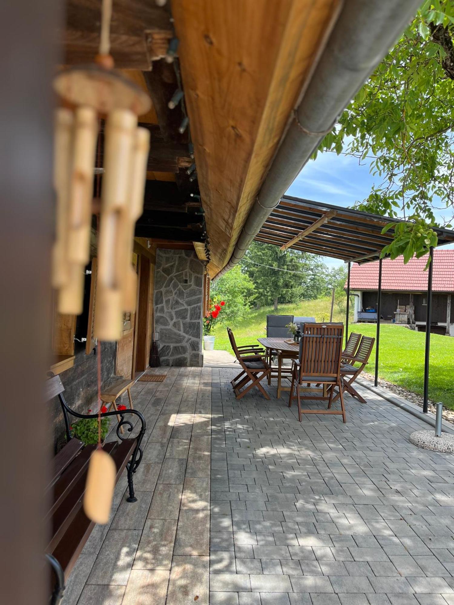 Villa Domacija Brdar à Adlesici Extérieur photo